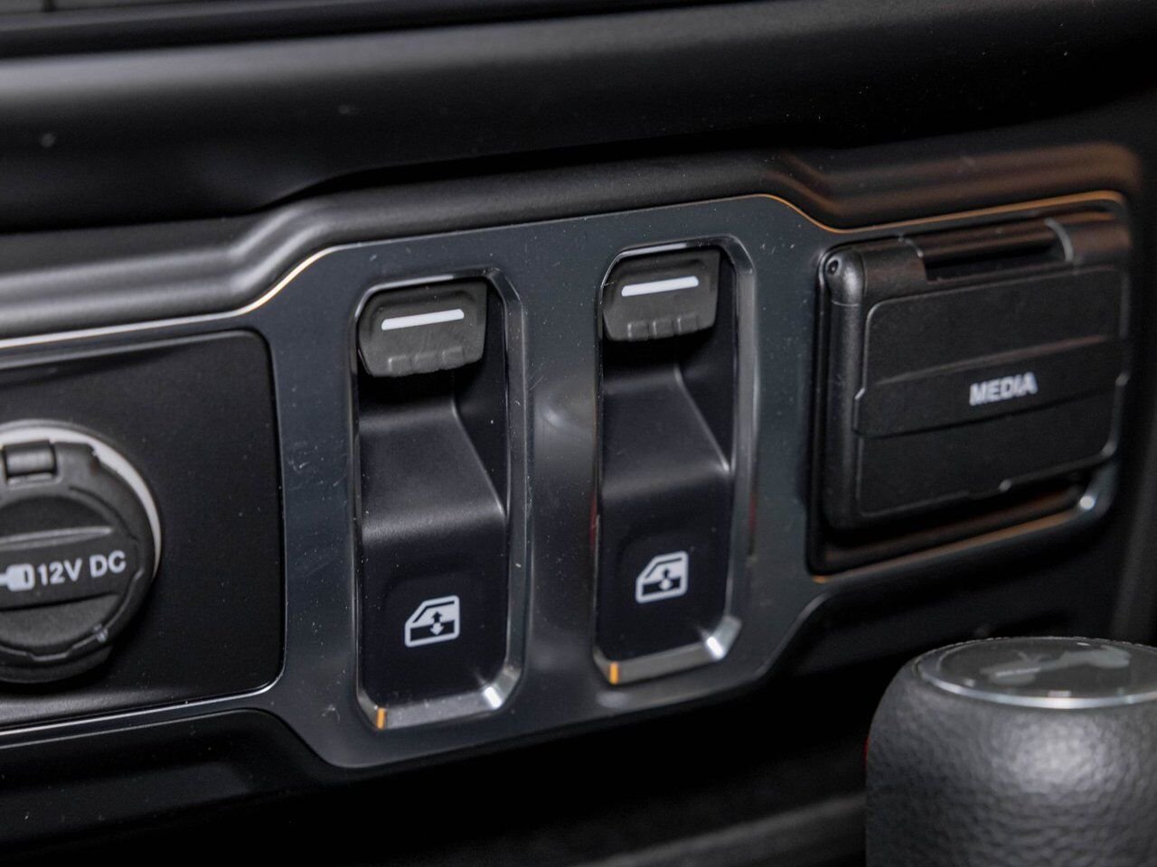 2021 Jeep Wrangler SPORT S 4X4 V6 *NAV* SIÈGES CHAUFF CARPLAY ALPINE Black Saint-Jérôme - photo #22