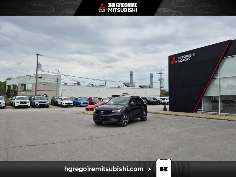 2023 Volvo XC40 2023 Black