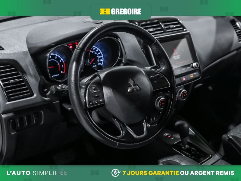 2023 Mitsubishi RVR Grey Saint-Eustache - photo #11