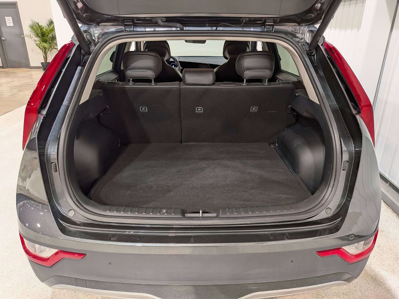 2025 Kia Niro EV Wind FWD Grey Val-David - photo #8