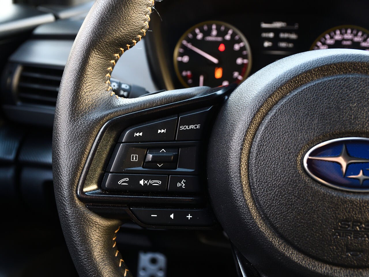 2025 Subaru Crosstrek Onyx White Saint-Hyacinthe - photo #15