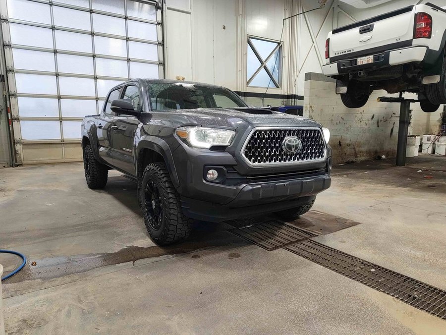 2019 Toyota Tacoma TRD Sport Premium V6 6 Speed 4X4 Grey