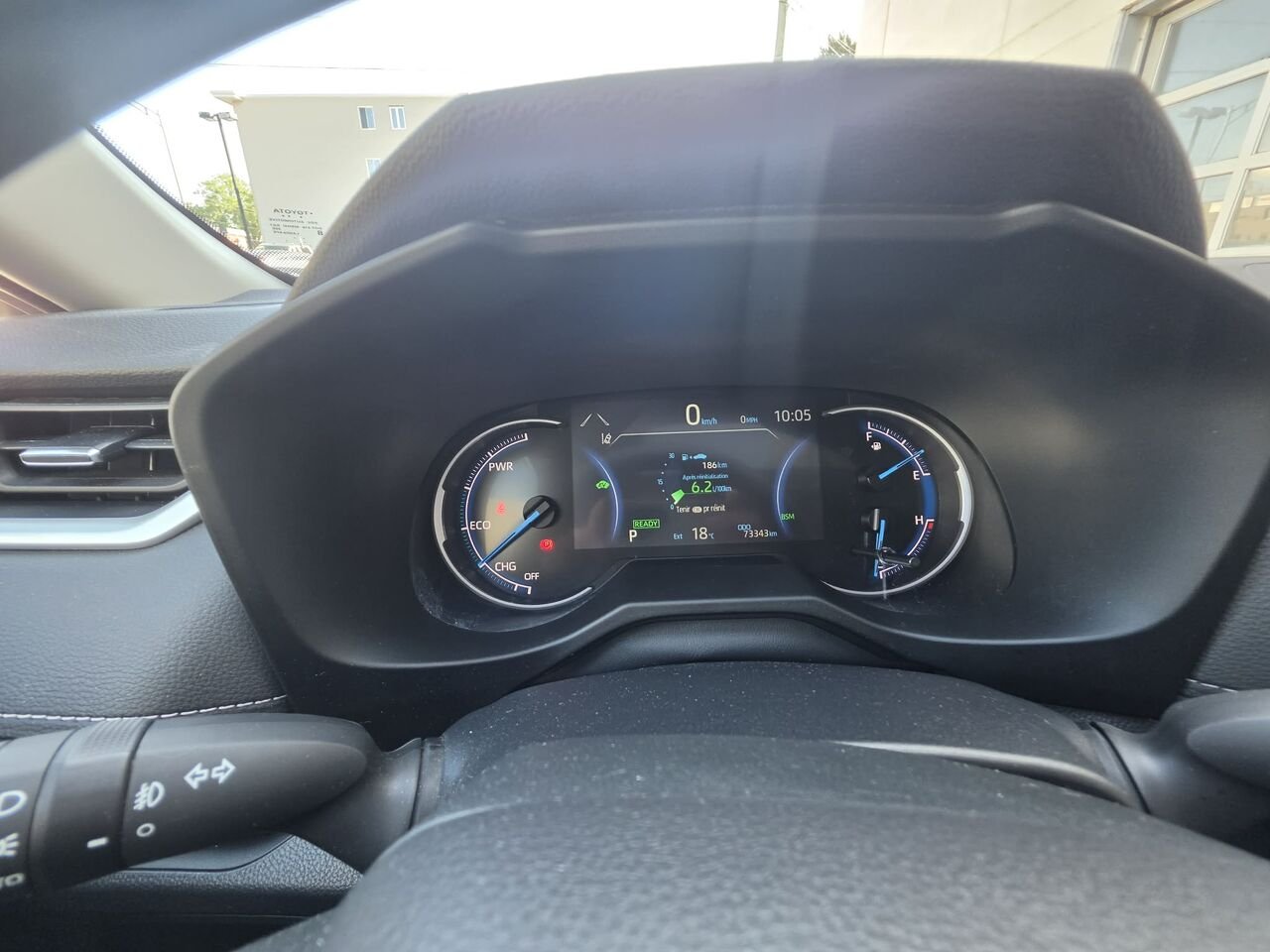 Toyota RAV4 XLE HYBRIDE 2023 Blanc Mont-Laurier - photo #20