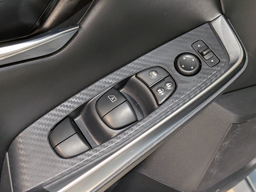 Nissan Sentra SR Manual 2024 Gris Val-David - photo #32