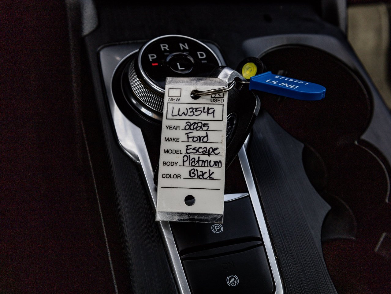 2025 Ford Escape Platinum AWD Black Sherwood Park - photo #31