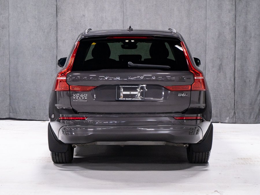 2022 Volvo XC60 B6 MOMENTUM PREMIUM CLIMAT HARMAN KARDON Grey
