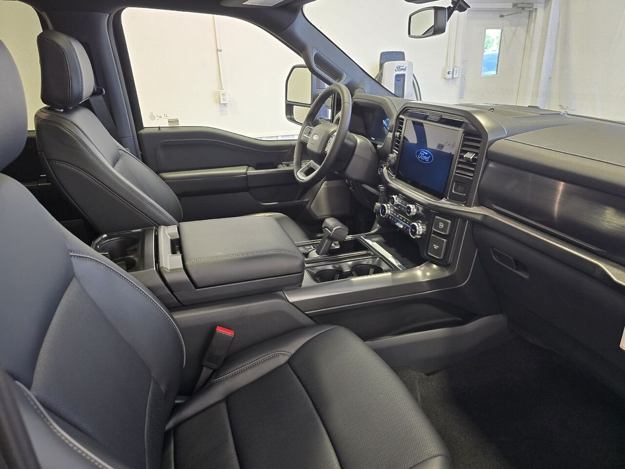 Ford F-150 2026 Bleu antimatière métallisé Châteauguay - photo #7
