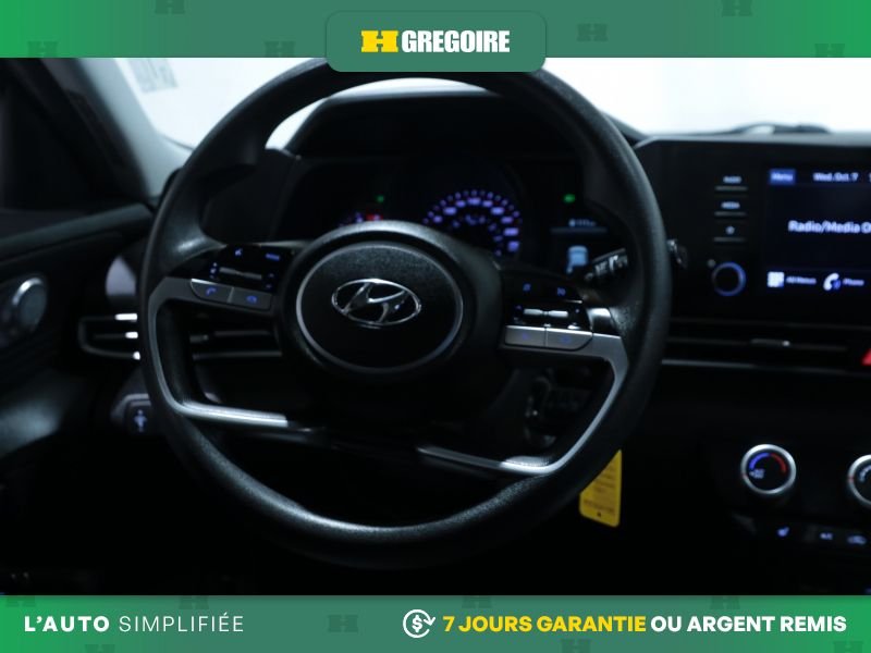 Hyundai Elantra 822394 | ESSENTIAL MAN A/C GR ELECT MAGS CAM RECUL BLUETOOT 2022 Noir Laval - photo #17