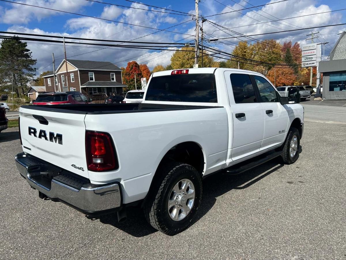 RAM 2500 2025 Blanc Lac Mégantic - photo #6
