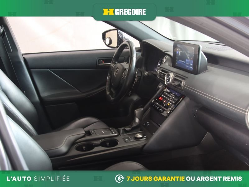 Lexus IS 2022 Gris Blainville - photo #31