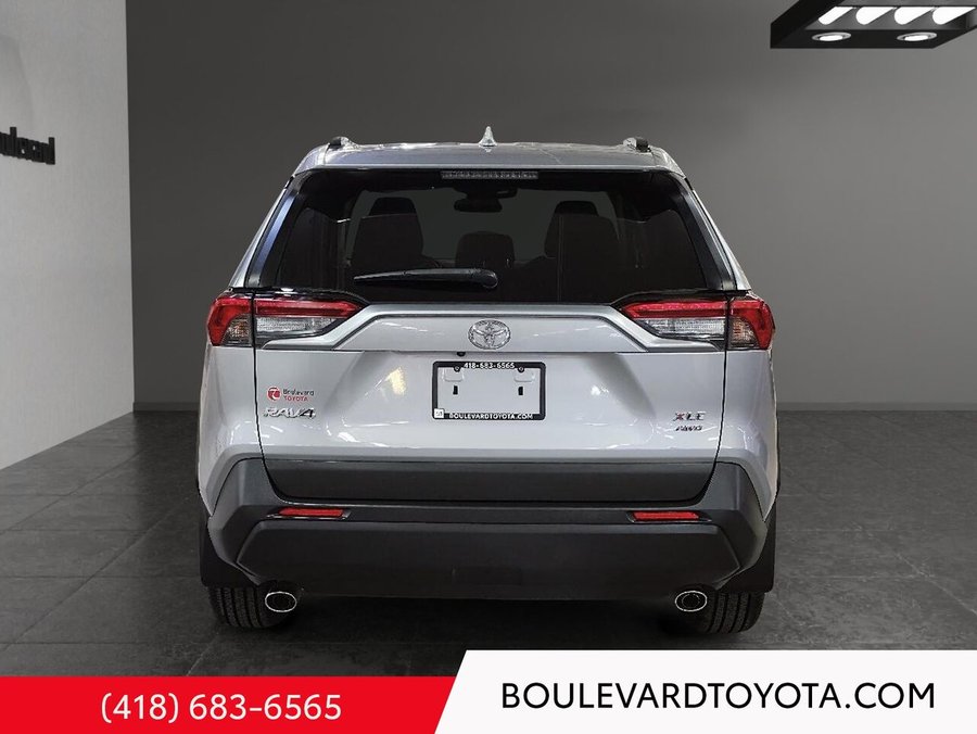 Toyota RAV4 XLE 2019 Argent
