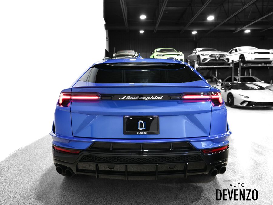 2024 Lamborghini Urus 2024 Blue
