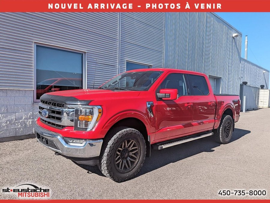 Ford F-150 LARIAT cabine SuperCrew 4RM caisse de 5,5 pi 2022 Rouge