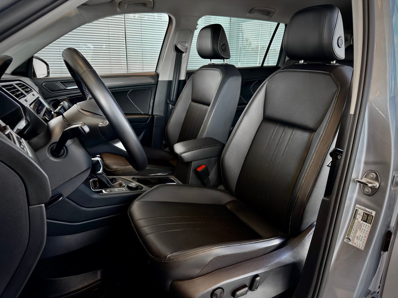 2023 Volkswagen Tiguan Notre-Dame-des-Prairies - photo #15