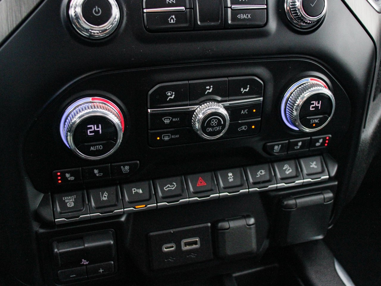 2023 GMC Sierra 3500HD 4WD Crew Cab 159 Denali Black Sherwood Park - photo #26