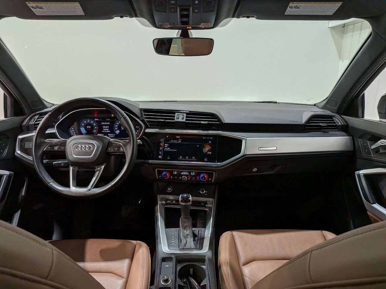 2023 Audi Q3 Komfort 45 TFSI quattro Black Val-David - photo #12