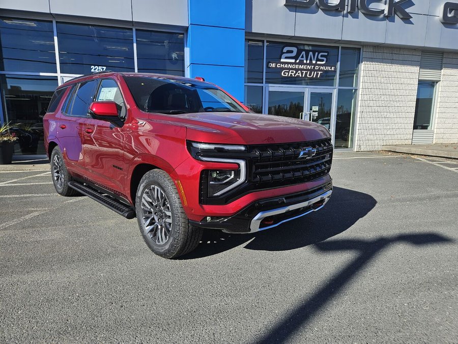 Chevrolet Tahoe Z71 4 portes 4RM 2027 Teinte rouge éclatant