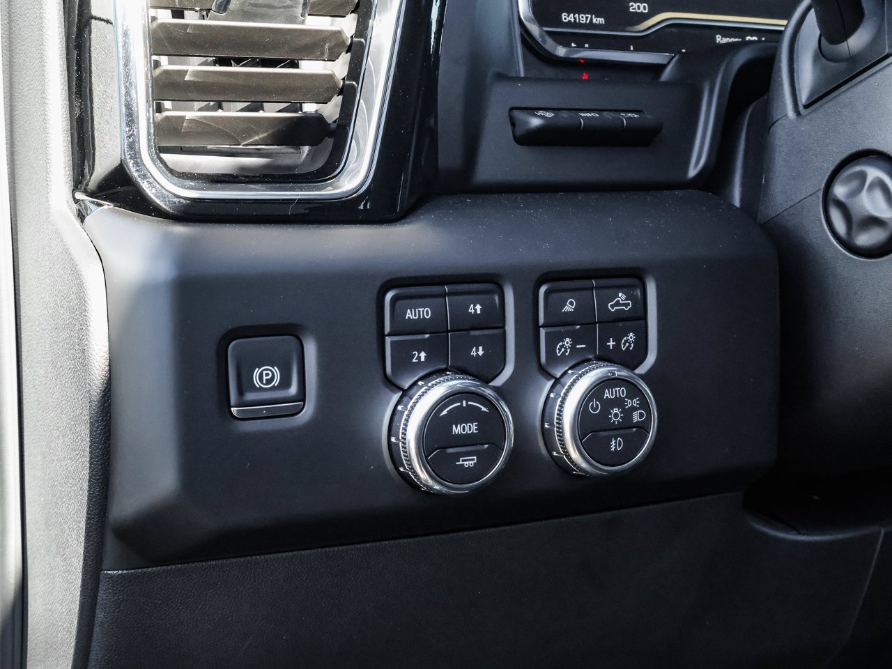 2025 GMC Sierra 1500 4WD Crew Cab 147 Denali Grey Sherwood Park - photo #20