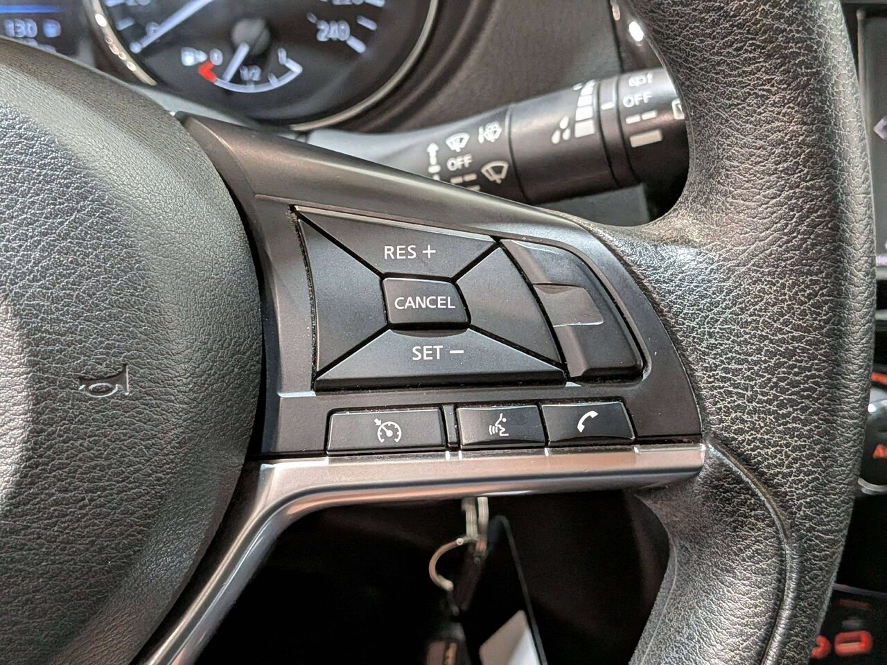 2020 Nissan Rogue FWD S White Val-David - photo #15