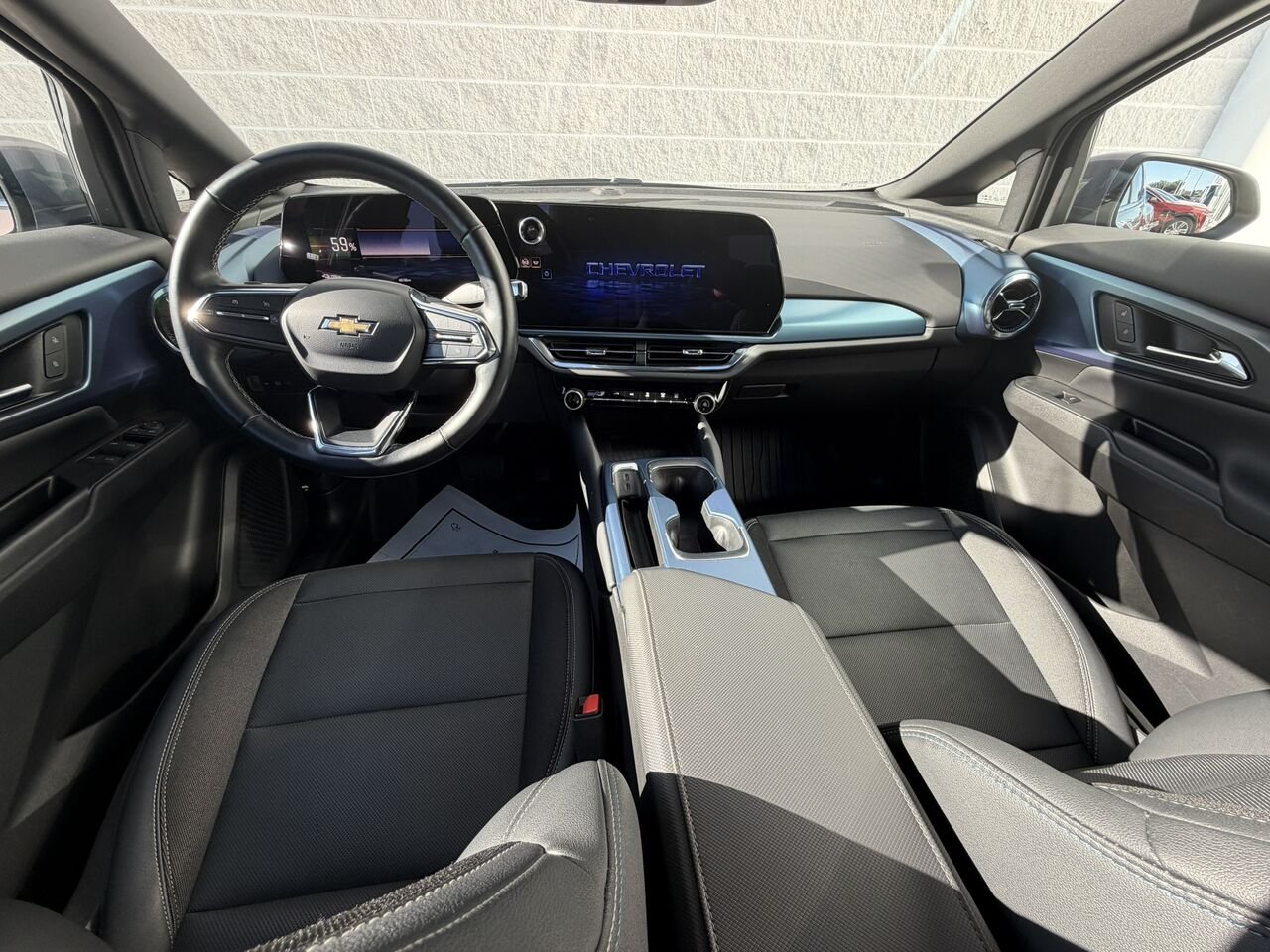 Chevrolet Equinox EV 2LT AWD 2024 Gris Laval - photo #17