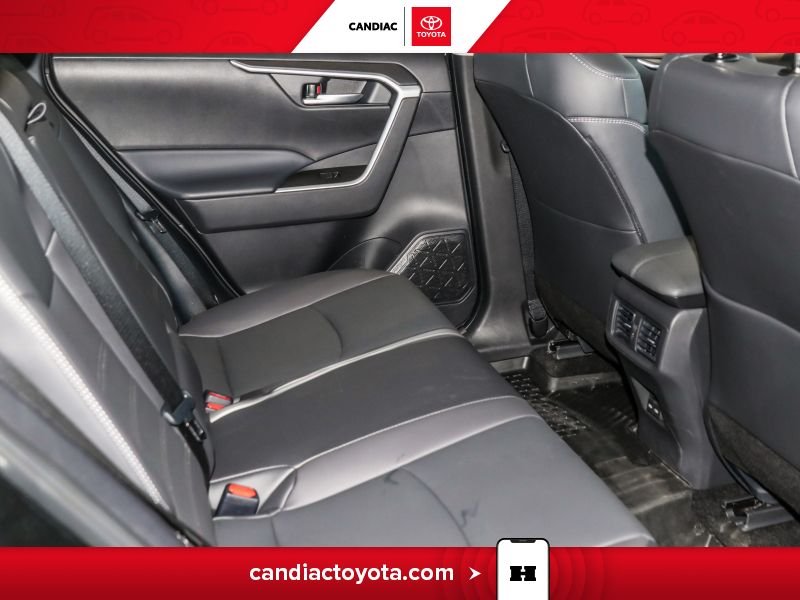 2025 Toyota Rav 4 Black Laval - photo #32