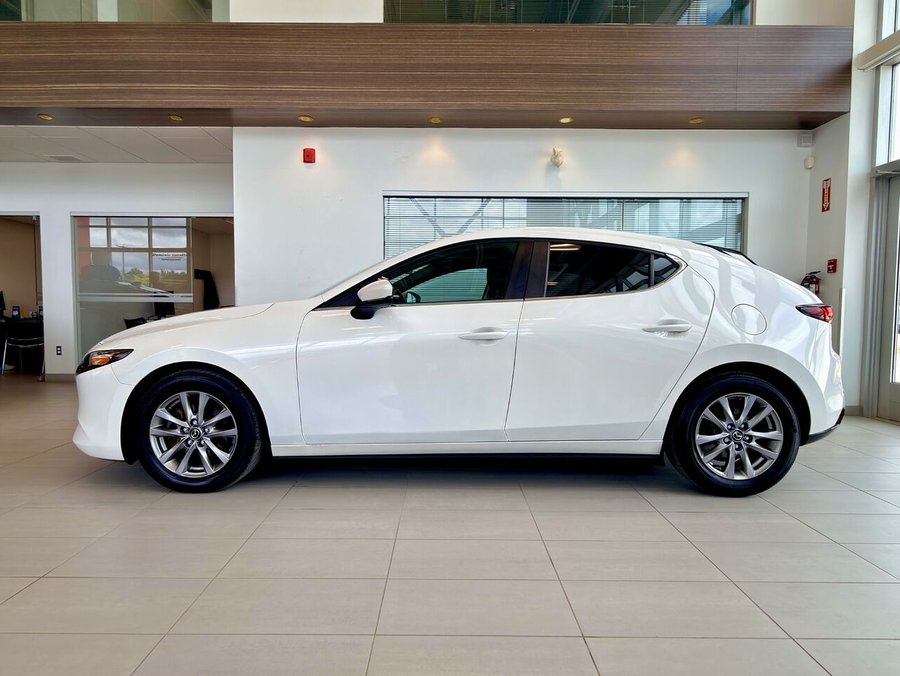 2022 Mazda Mazda3 Sport 2022 White