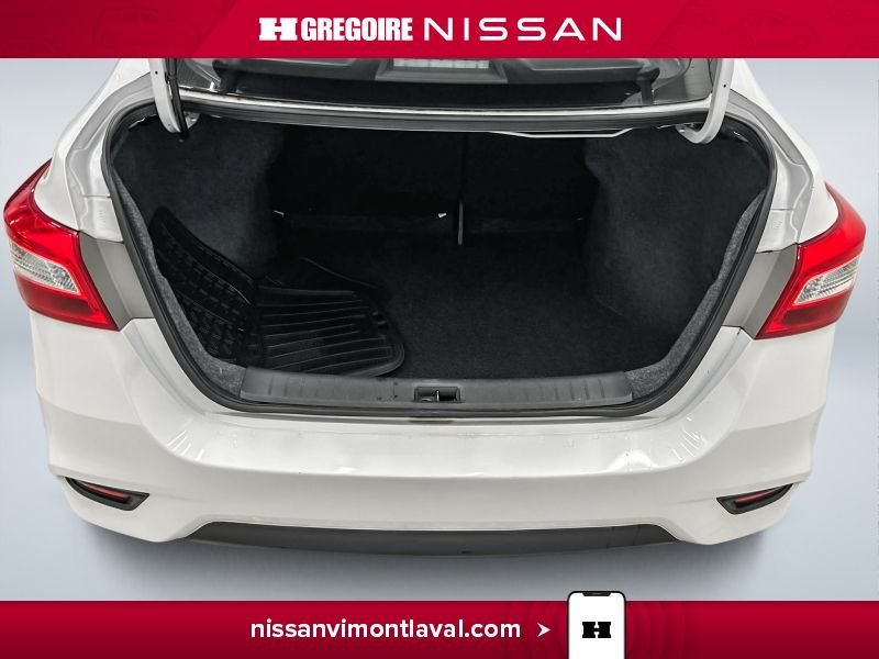 2018 Nissan Sentra White Saint-Eustache - photo #15