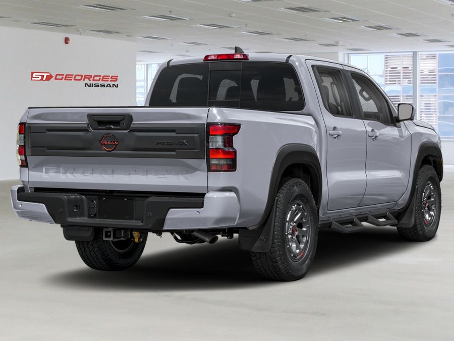 NISSAN Frontier PRO-4X cabine double 4x4 2027 Gris roche nacré métallisé