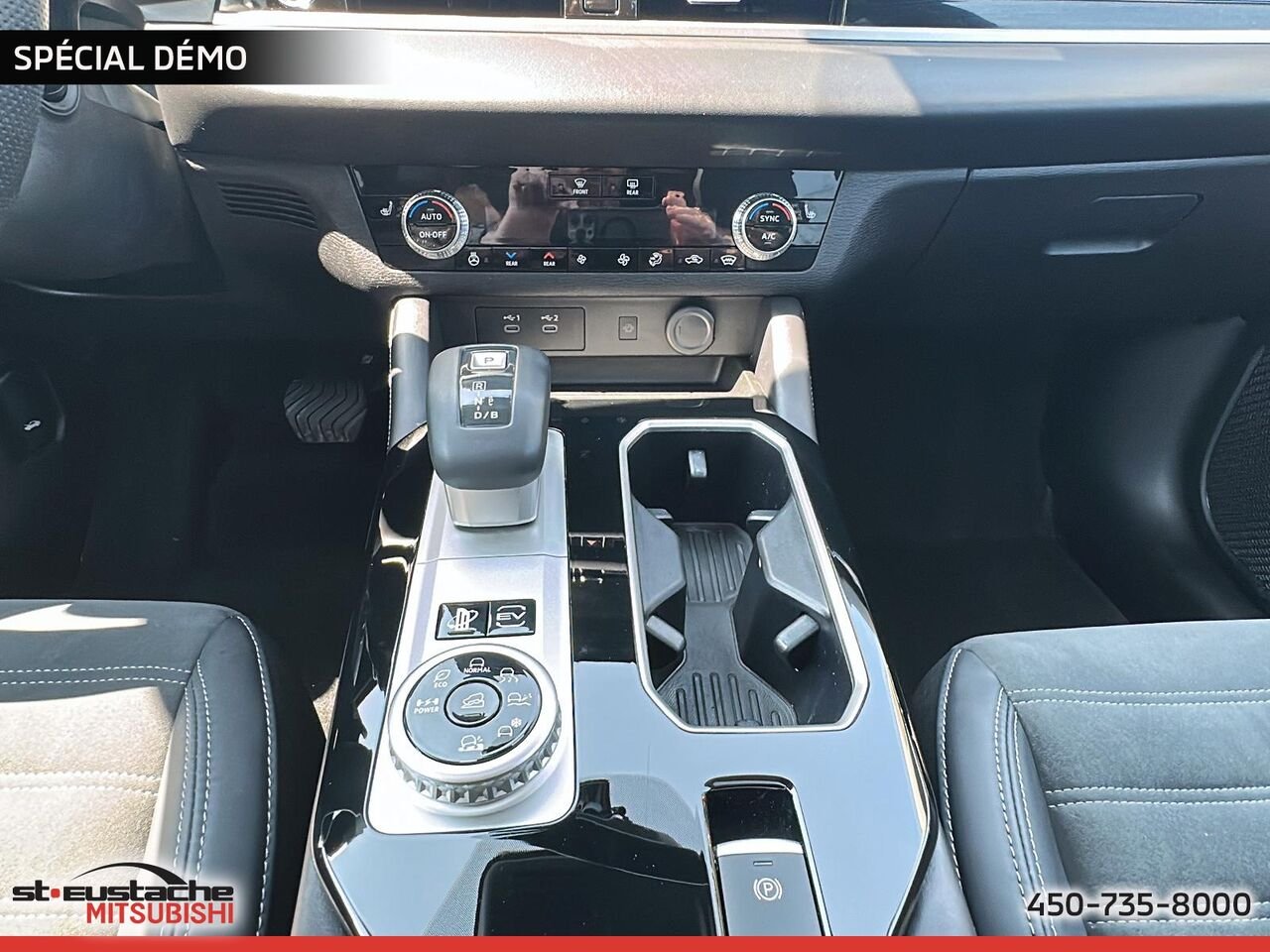 2026 Mitsubishi Outlander Plug-In Hybrid Black Diamond Premium Finish Saint-Eustache - photo #7