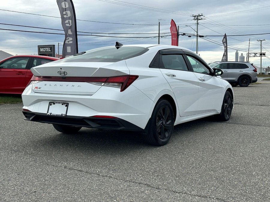 2022 HYUNDAI ELANTRA SEL ELANTRA SEL White