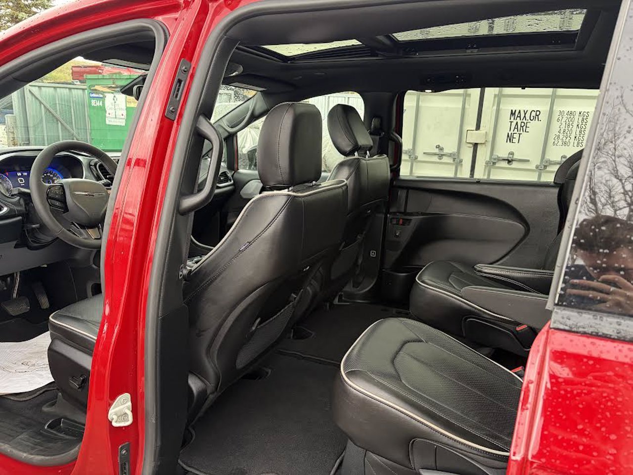 2026 Chrysler Pacifica Limited FWD Red Sherwood Park - photo #6
