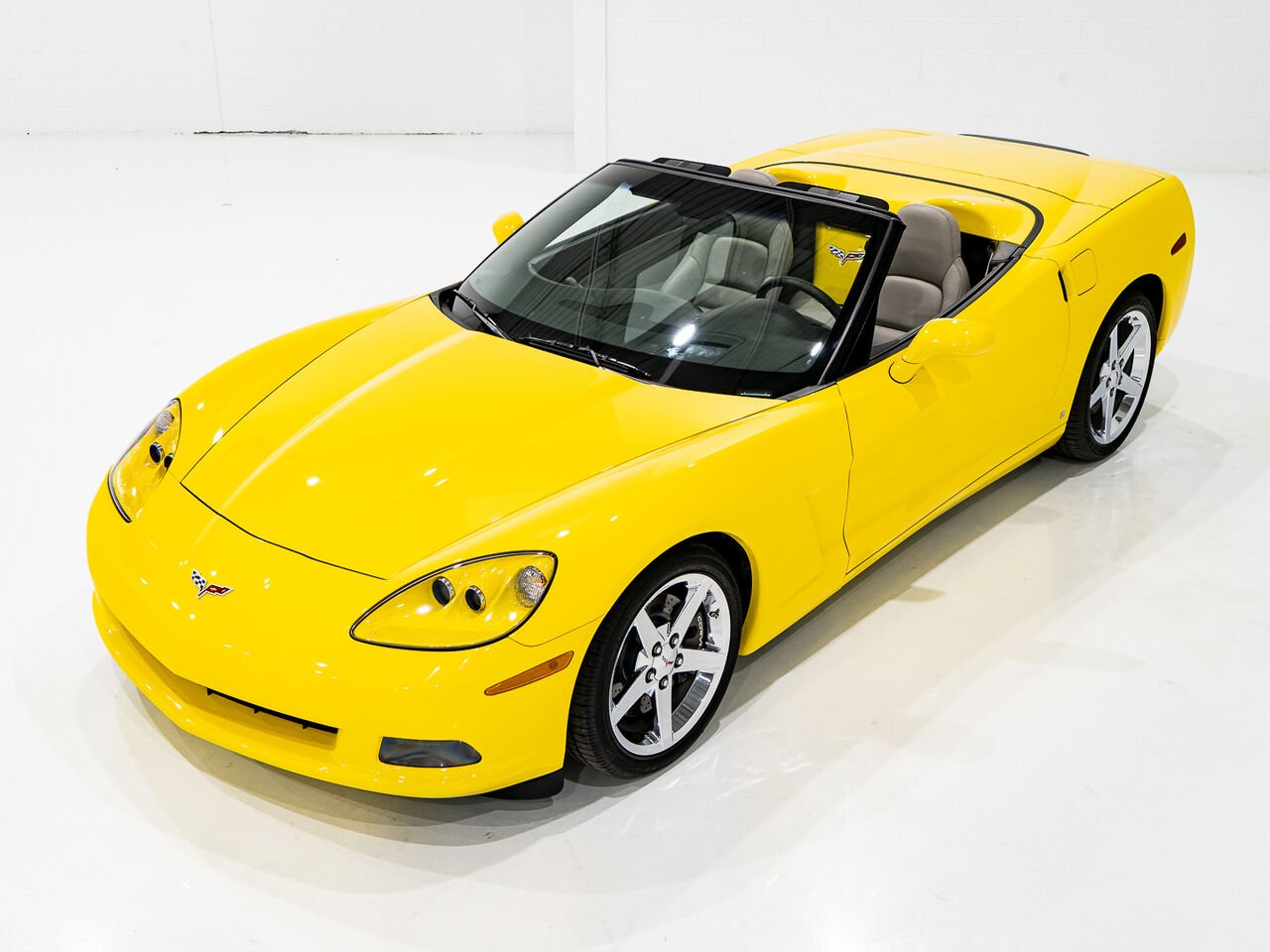 Chevrolet Corvette With only 900km (563mi) From new with window sticker 2008 Jaune Kirkland - photo #15