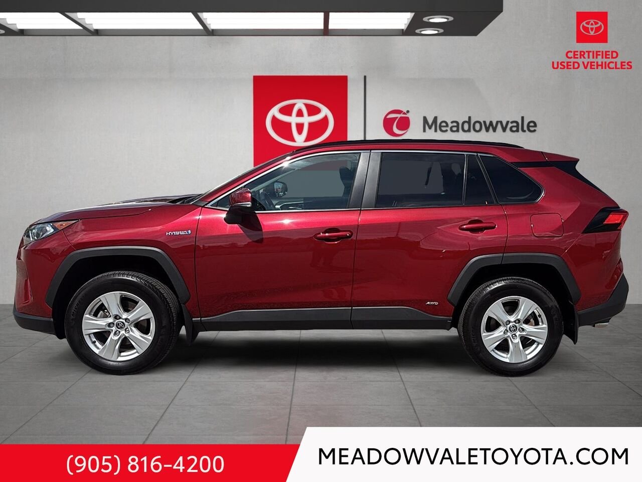 2021 Toyota RAV4 One owner, Red Mississauga - photo #5