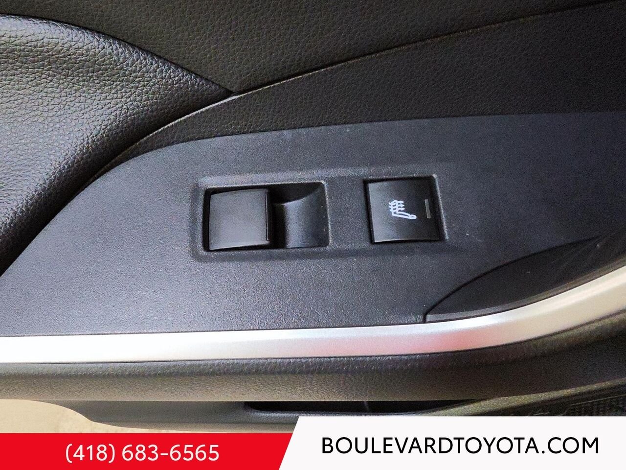 Toyota RAV4 Prime 100412A-9 | SE, AWD 2021 Argent Québec - photo #13