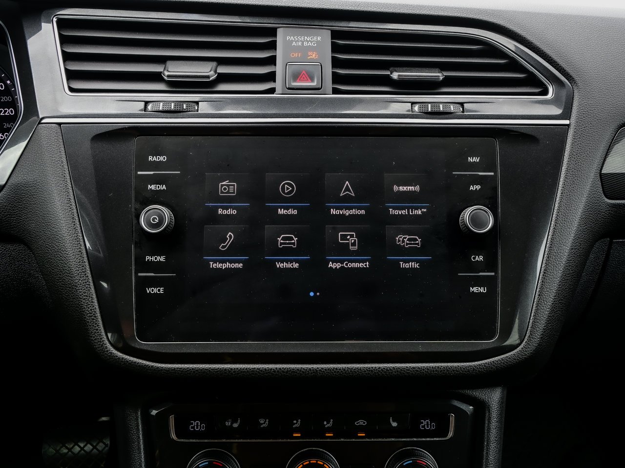 2018 Volkswagen Tiguan Highline 4MOTION White Sherwood Park - photo #27