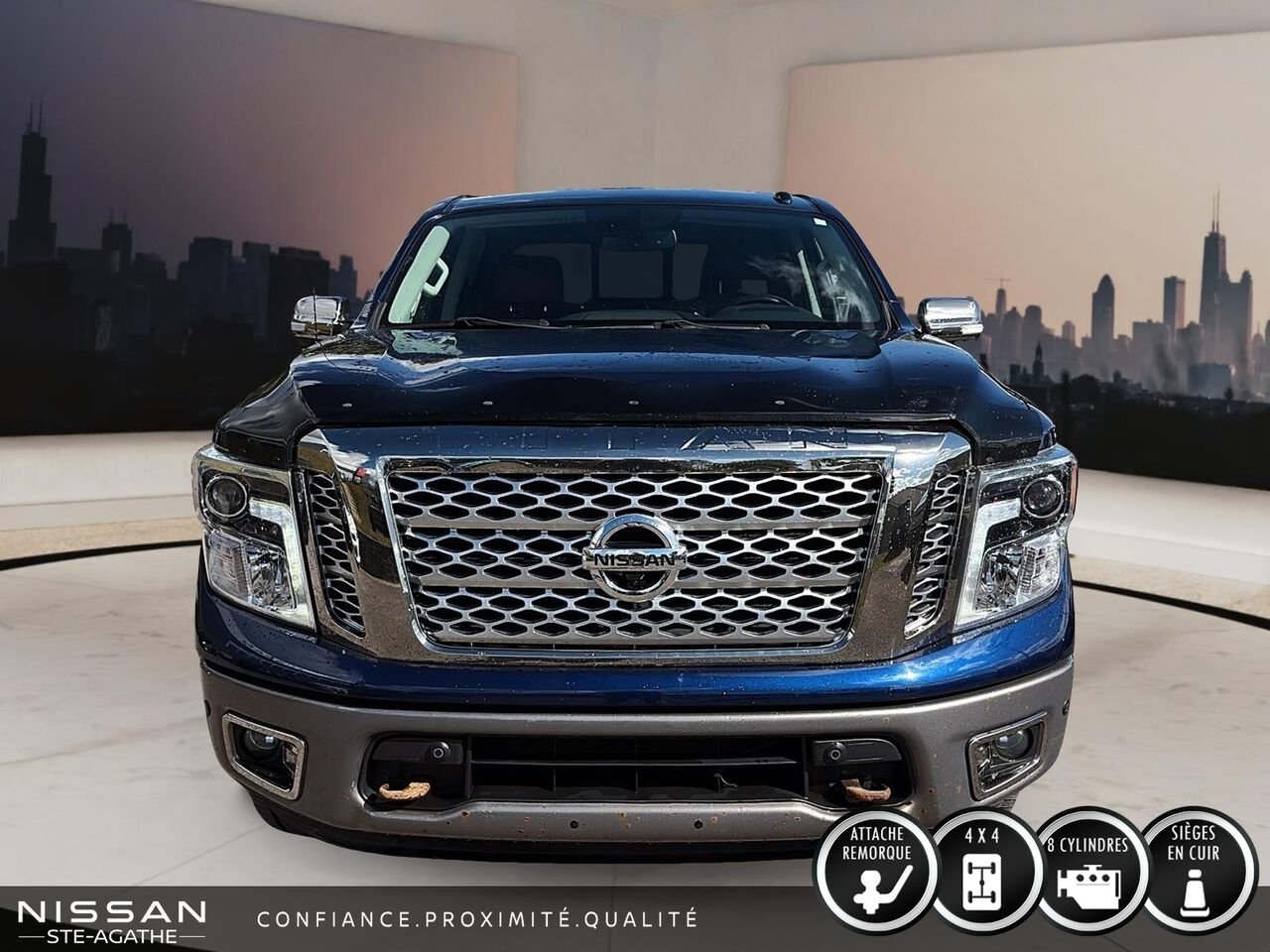 2018 Nissan Titan Blue Sainte-Agathe-des-Monts - photo #1