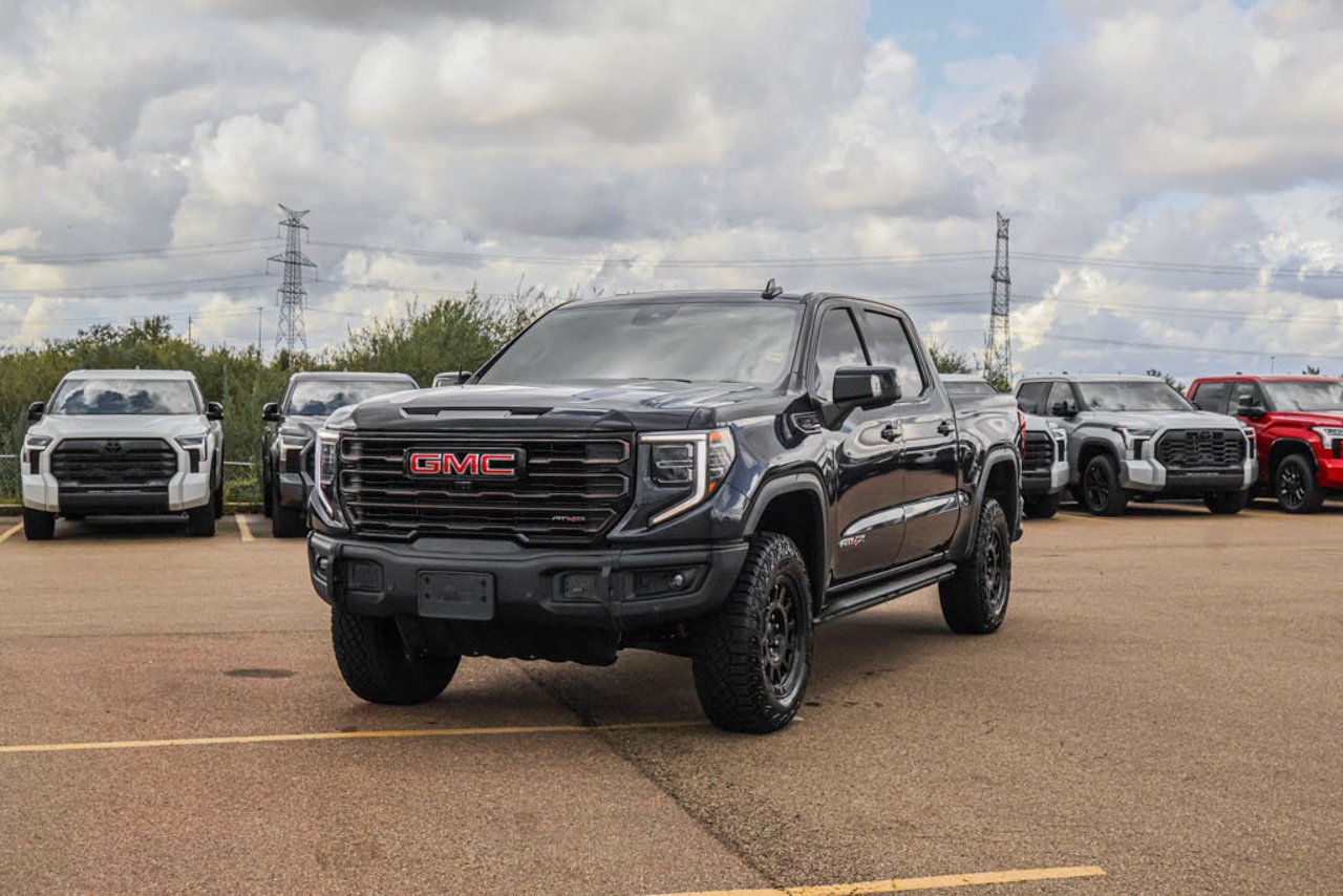 2026 GMC Sierra 1500 4WD Crew Cab 147 AT4X Grey Sherwood Park - photo #3