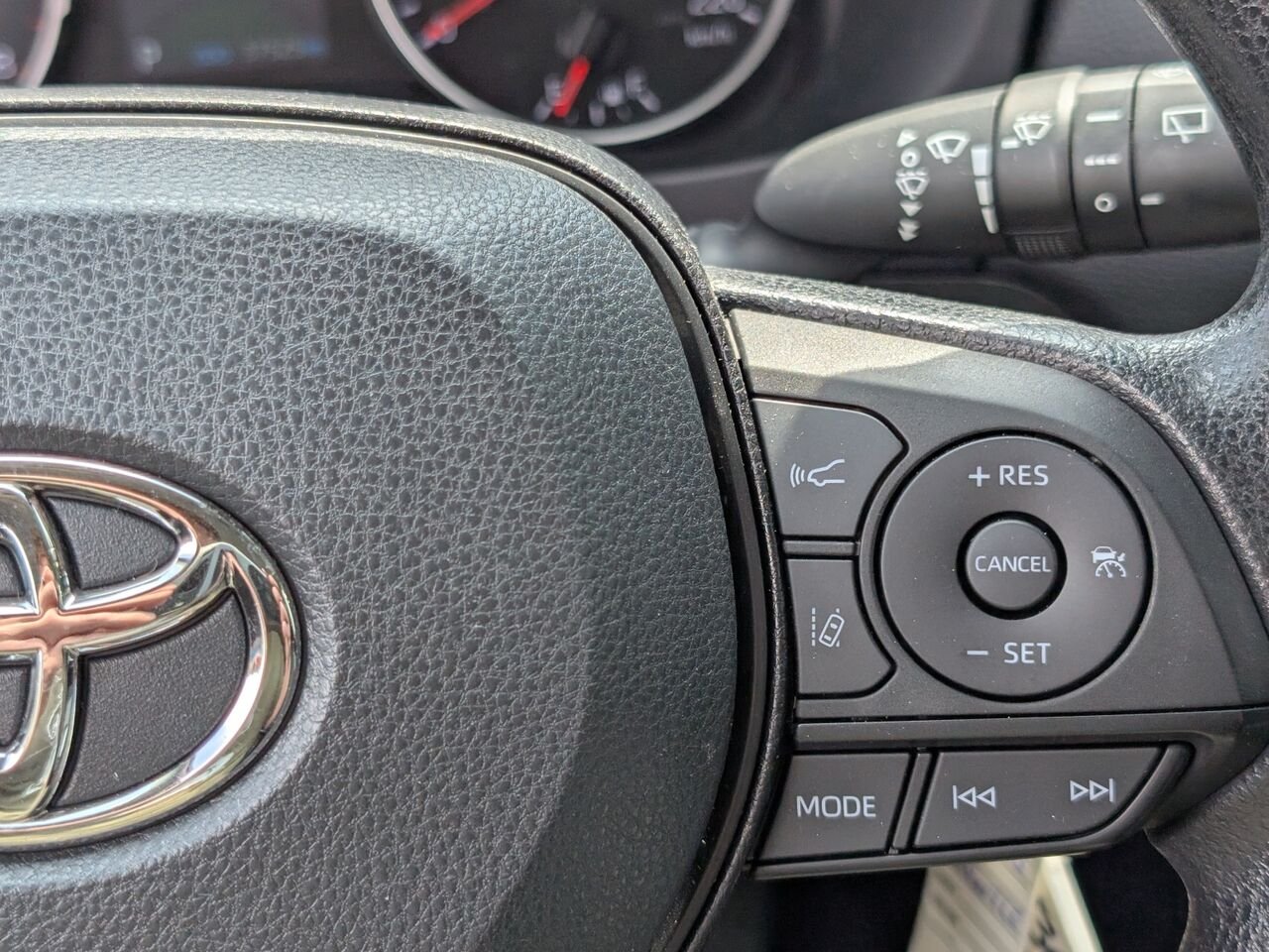 Toyota RAV4 LE/SIÈGES CHAUFFANTS/CAMÉRA DE RECUL/BLUETOOTH/AC/ 2022 Argent Sherbrooke - photo #13