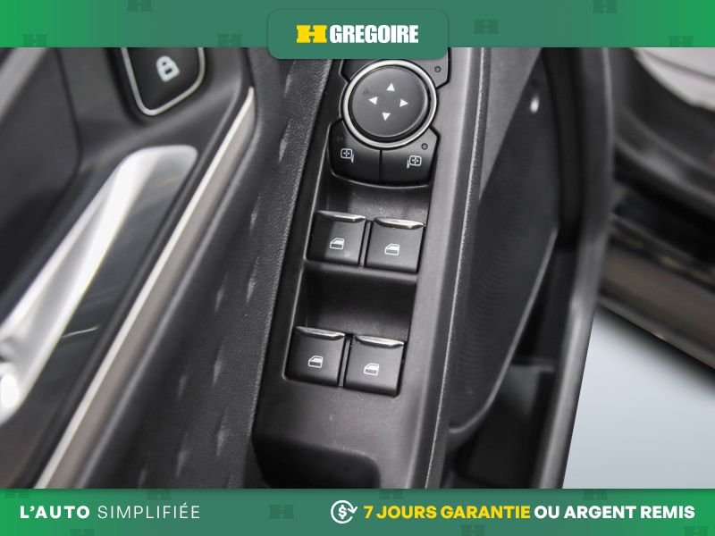 2020 Ford Escape Black Saint-Eustache - photo #18