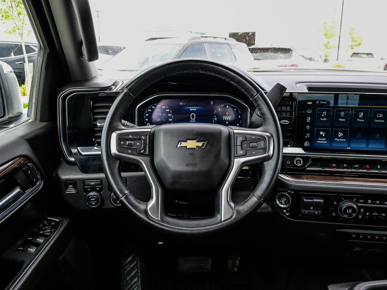 2024 Chevrolet Silverado 1500 4WD Crew Cab 147 LT White Sherwood Park - photo #19