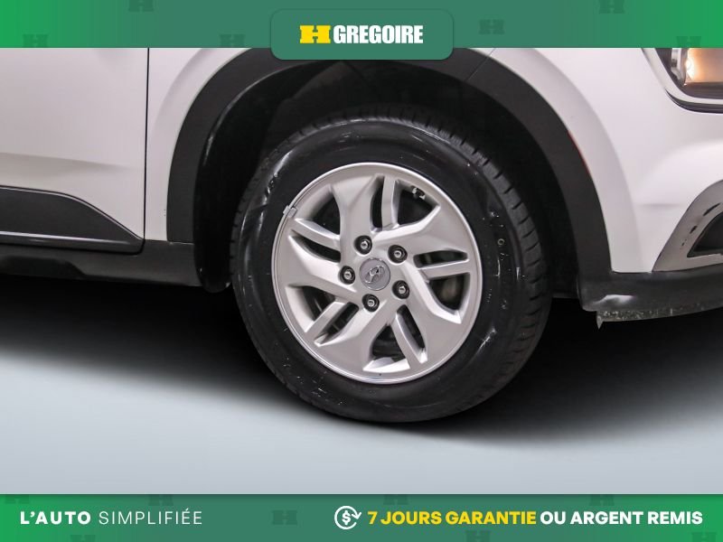 Hyundai Venue 2023 Blanc Saint-Eustache - photo #30