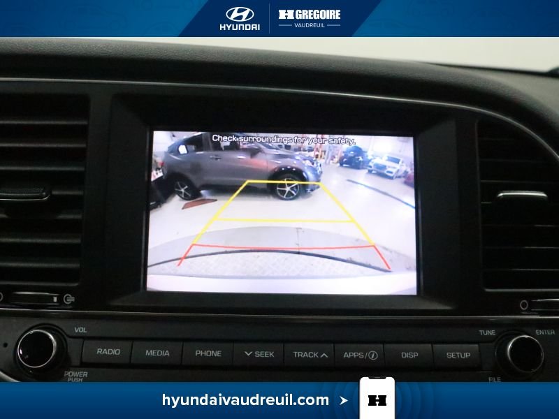 Hyundai Elantra 2018 Argent Laval - photo #25