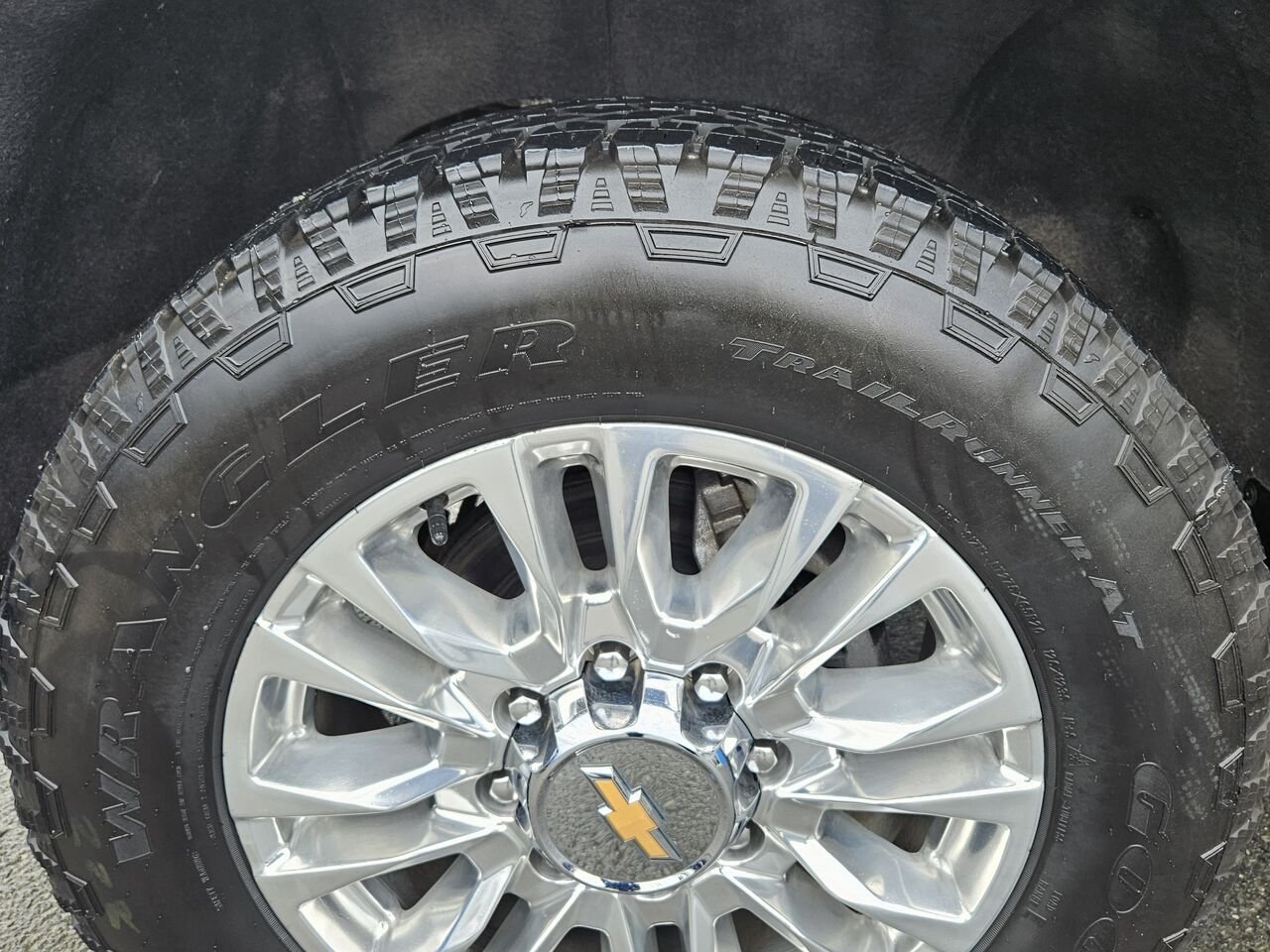 2023 Chevrolet Silverado 2500HD High Country cabine multiplace 4RM 159 po Black Thetford Mines - photo #22