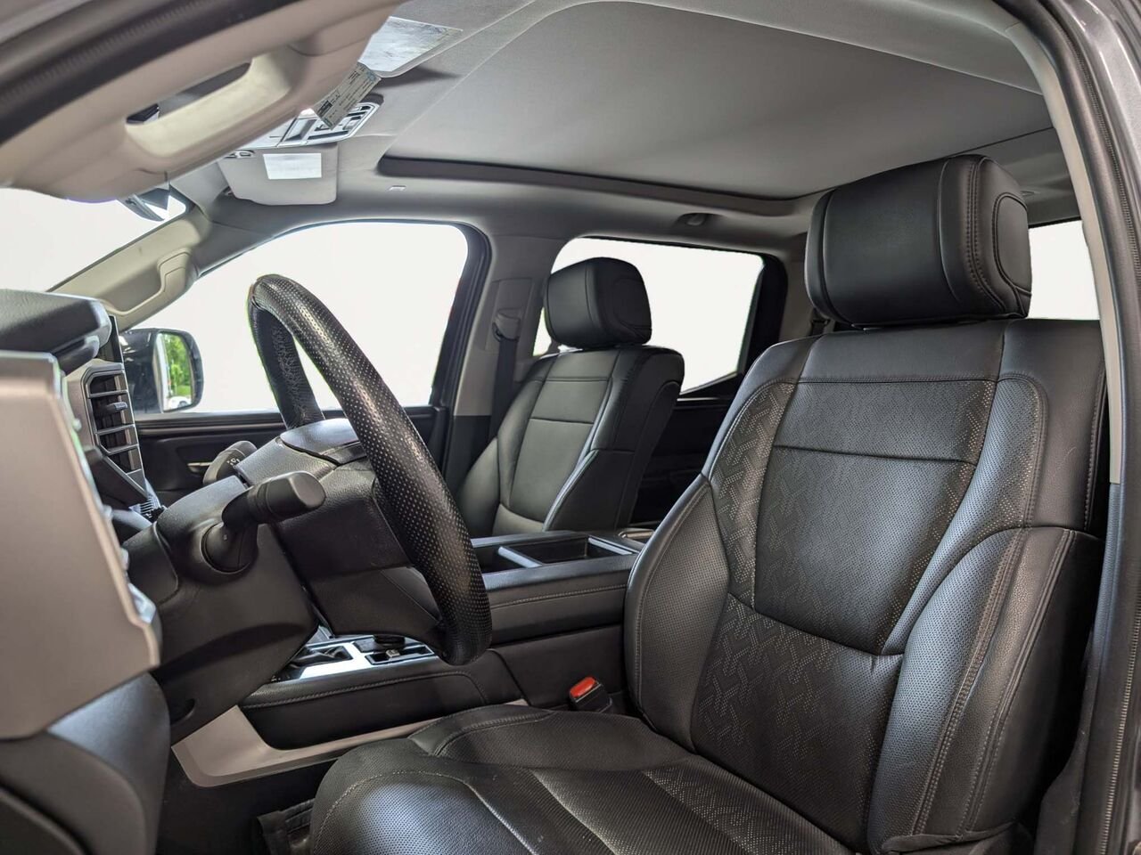 Toyota Tundra hybride LIMITED/AWD/TOIT PANORAMIQUE OUVRANT/SIÈGES CHAUFFANTS/VOLANT CHAUFFANT/AC BIZONE 2024 Gris magnétique métallisé Sherbrooke - photo #6