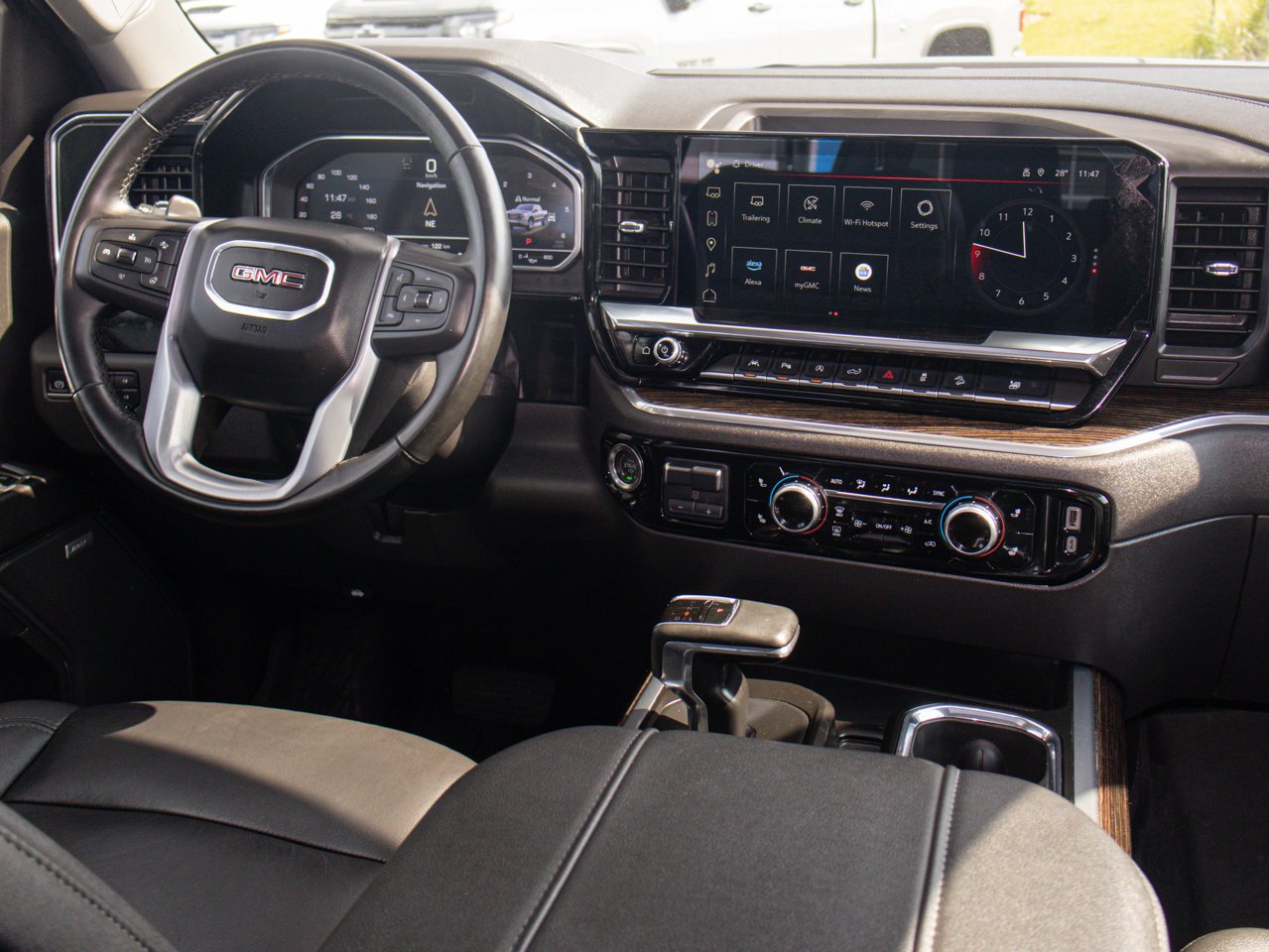2024 GMC Sierra 1500 4WD Crew Cab 147 Elevation Black Sherwood Park - photo #27