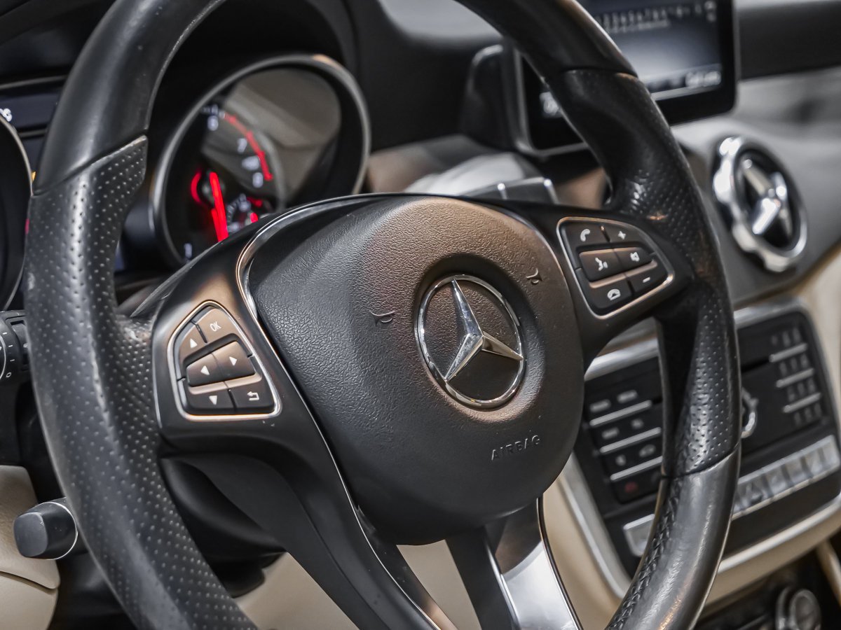 2018 Mercedes-Benz GLA GLA 250 Black Montreal - photo #6