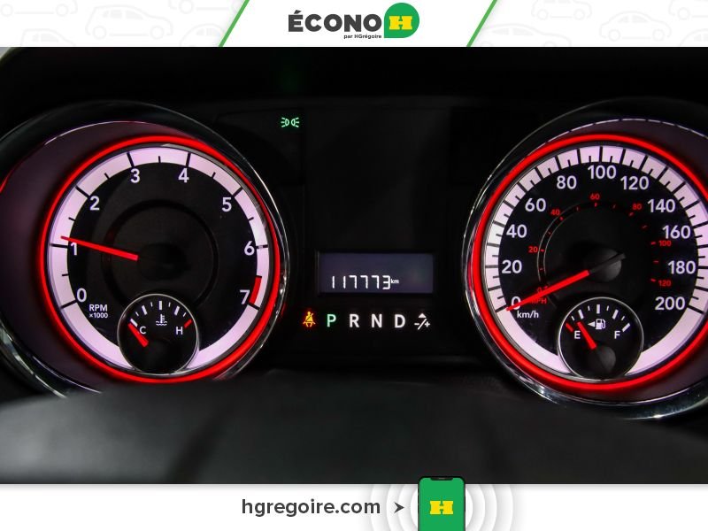 2015 Dodge GR Caravan White Blainville - photo #8