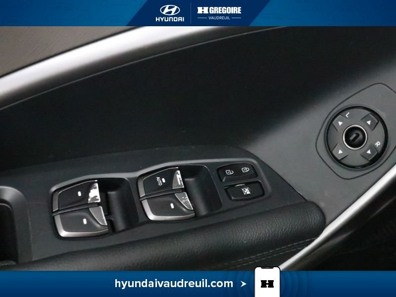 Hyundai Santa Fe 2018 Blanc Laval - photo #16