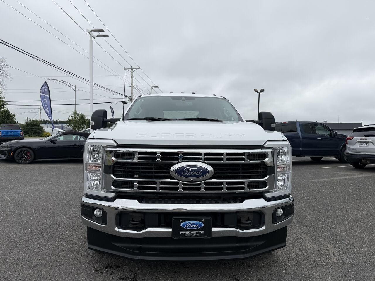 Ford F350 SUPER DUTY 2023 Blanc Montmagny - photo #5