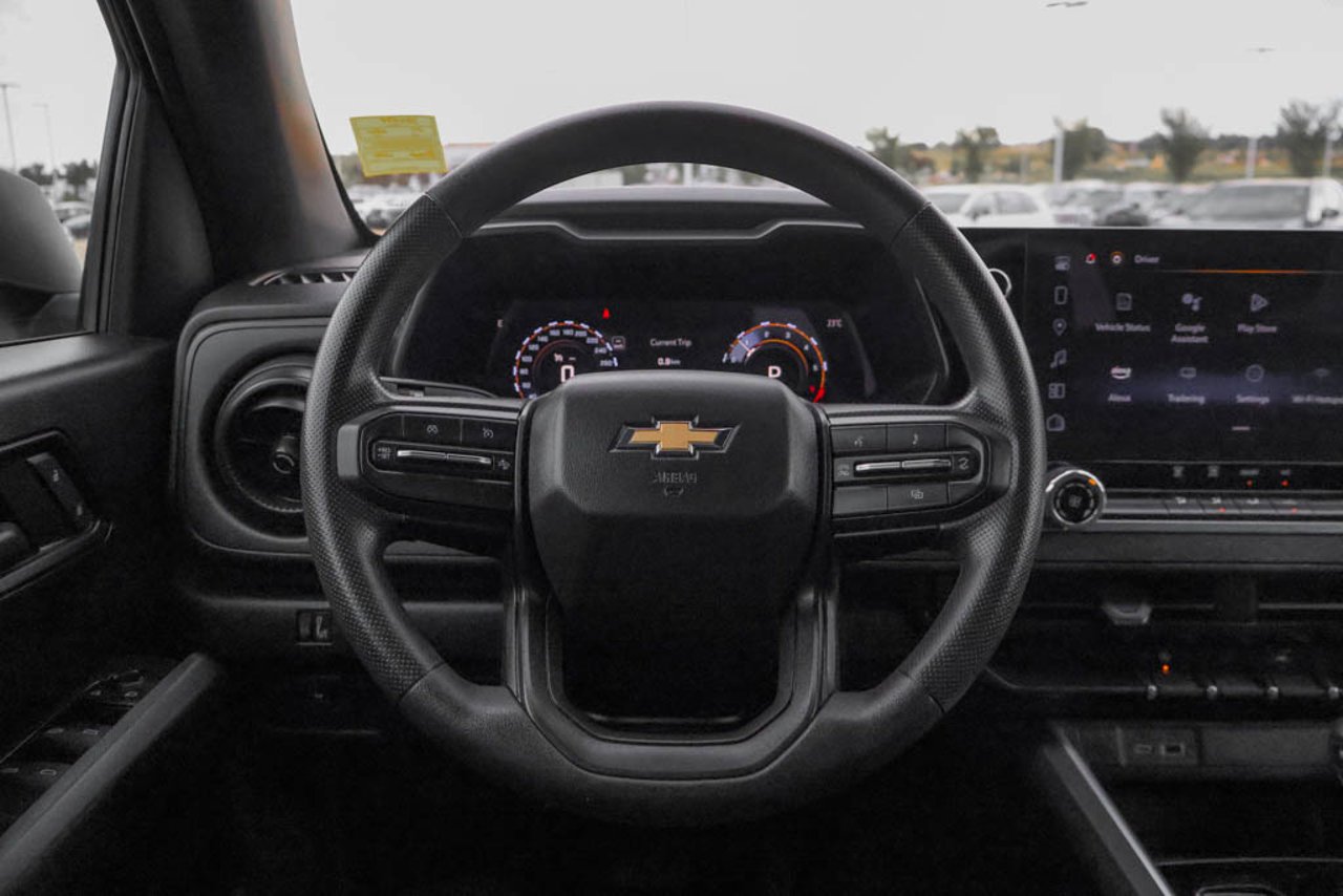 2024 Chevrolet Colorado 4WD Crew Cab WT White Sherwood Park - photo #17